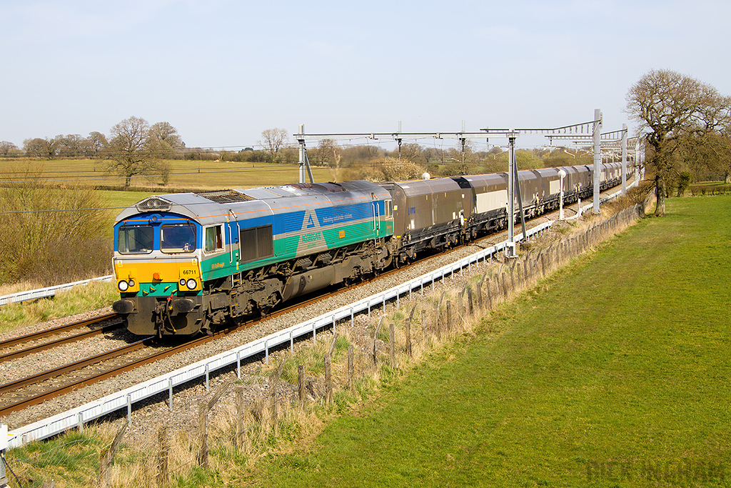 Class 66 - 66711 - GBRf