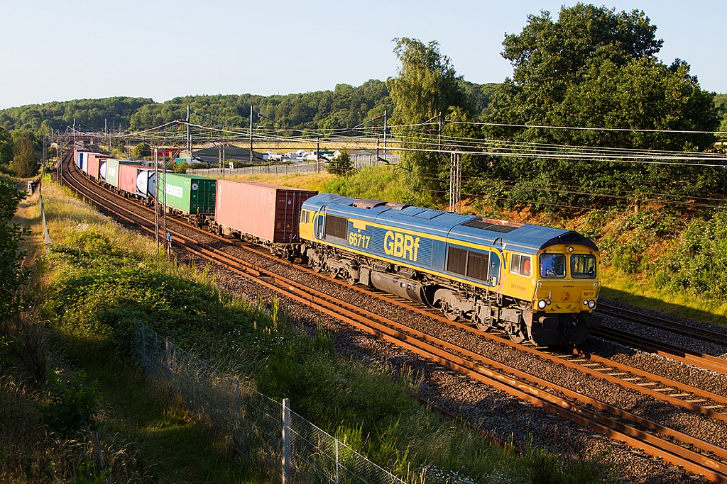 Class 66 - 66717 - GBRf