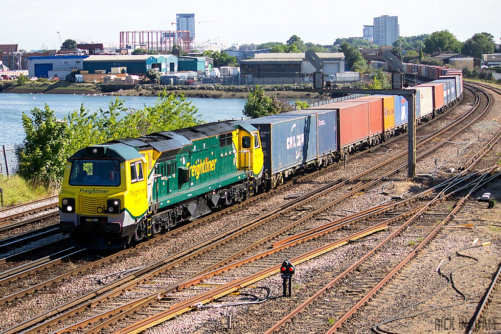 Class 70 - 70017 - Freightliner