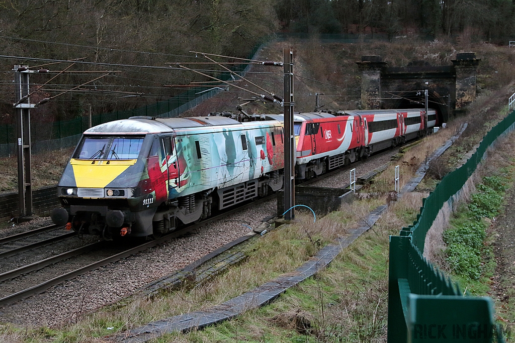 Class 91 - 91111 + 91106 - LNER