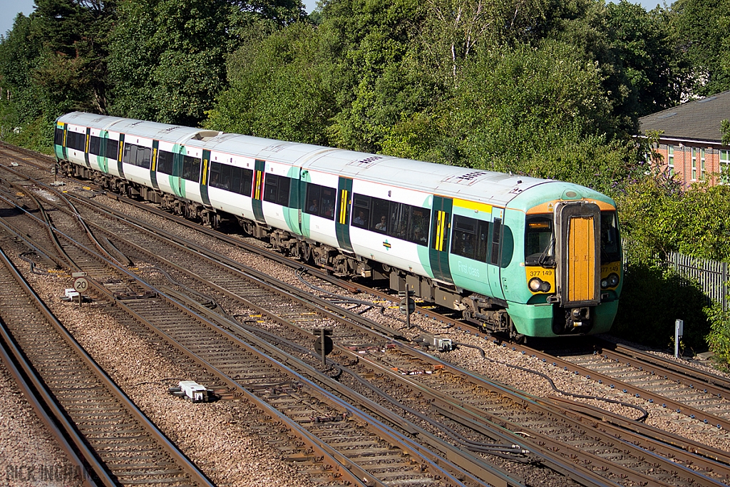 Class 377 - 377149 - Southern Rail