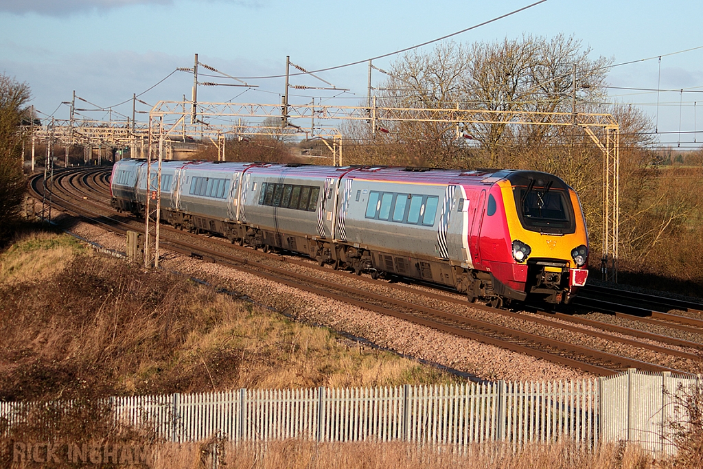 Class 221 Voyager - 221103 - Virgin Trains