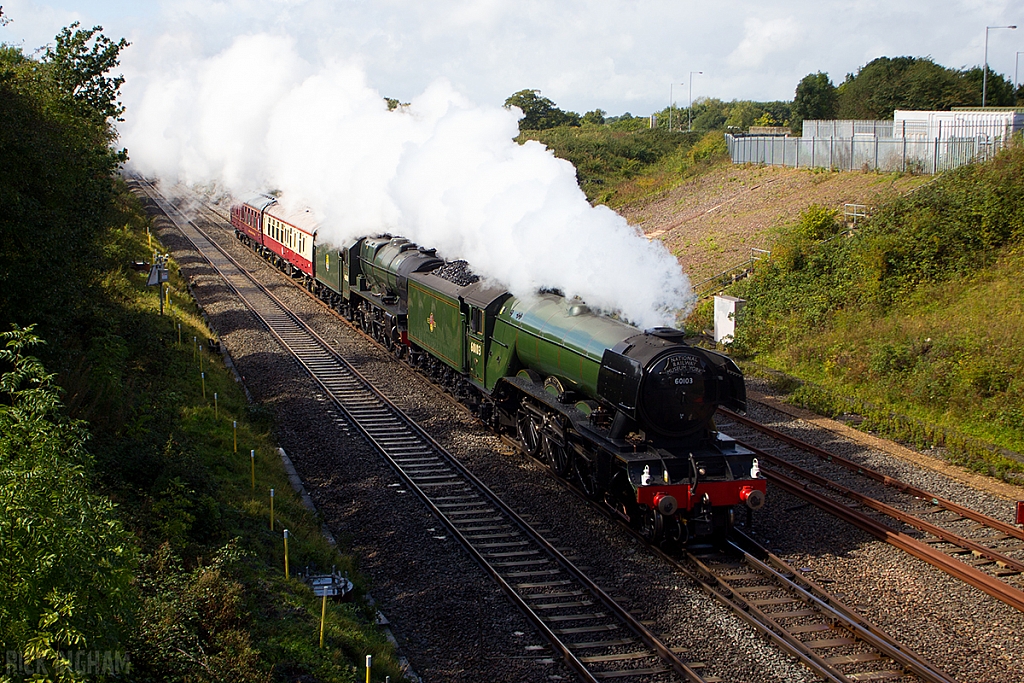 LMS Royal Scot Class - 6100 'Royal Scot' + LNER Class A3 - 60103 'Flying Scotsman'