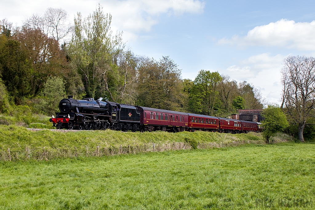 LMS Stanier Class 5 4-6-0 'Black 5' - 45212