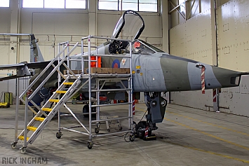 Sepecat Jaguar GR1 - XZ384/BC - RAF