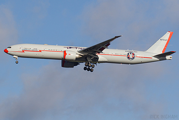 Boeing 777-323ER - N735AT - American Airlines
