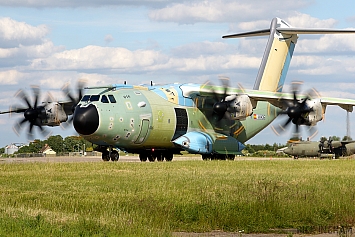 Visiting Aircraft