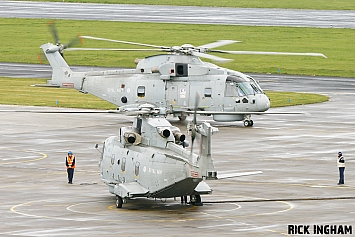 Westland Merlin HM1 - ZH833/85 + ZH842/88 - Royal Navy