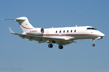 Bombardier Challenger 300 - G-KALS