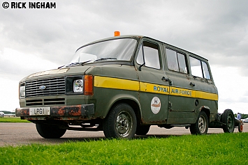 Ford mini van - RAF