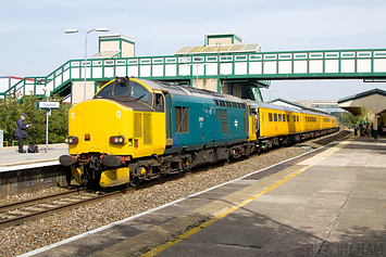 Class 37 - 37610 - Colas Rail