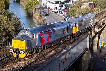 Class 37 - 37884 - EuroPhoenix + Class 56 - 56098