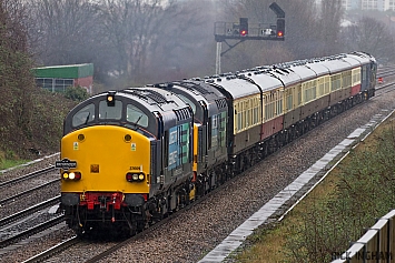 Class 37 - 37609 + 37218 tnt 37608 - Direct Rail Services