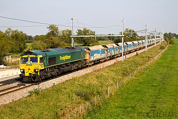 Class 66 - 66565 - Freightliner
