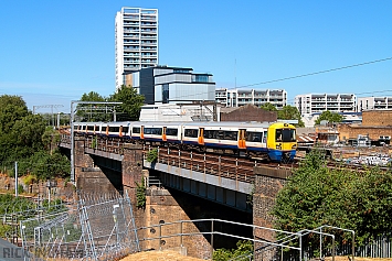 Class 378 - 378215 - London Overground